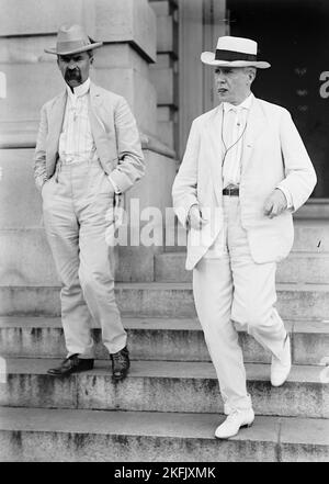 Reed, James A., Senator aus Missouri, 1911-. Rechts, mit Thomas J. Walsh, 1913. Stockfoto