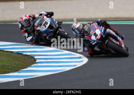 Victoria, Australien. 19.. November 2022. Toprak Razgatlioglu (Türkei) fährt mit dem Brixx WorldSBK Team auf der Yamaha YZF R1 für die Pata Yamaha. Während der australischen Grand Ridge Runde der MOTUL FIM Superbike Weltmeisterschaft 2022 am 19 2022. November 2022 auf Phillip Island, Australien, wurde der Tissot SuperPoll im Duirng ausgetragen - Bildquelle: brett keating/Alamy Live News Stockfoto