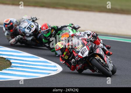 Victoria, Australien. 19.. November 2022. Xavi Fores (ESP)Rennen für das BARNI Spark Racing Team - auf der Ducati Panigale V4R Duirng Tissot SuperPoll während der australischen Grand Ridge Runde 2022 der MOTUL FIM Superbike Weltmeisterschaft 2022 auf Phillip Island, Australien am 19 2022. November - Bildquelle: brett keating/Alamy Live News Stockfoto