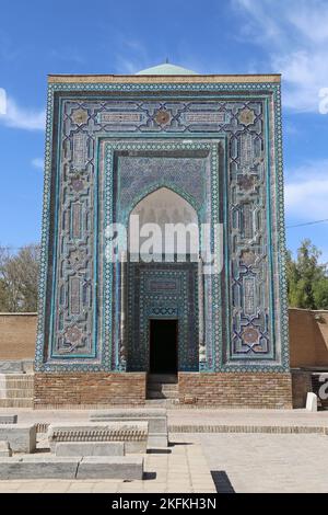 Mausoleum von Alim Nesefi, Shahi Zinda Necropolis, Zitadelle Afrosiyob, Samarkand, Provinz Samarkand, Usbekistan, Zentralasien Stockfoto