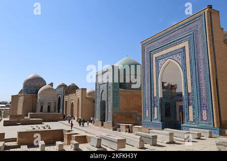 Mausoleum von Alim Nesefi (Zentrum), Shahi Zinda Necropolis, Zitadelle Afrosiyob, Samarkand, Provinz Samarkand, Usbekistan, Zentralasien Stockfoto