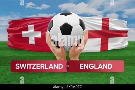 Schweiz gegen England Nationalmannschaften Fußballspiel Wettkampfkonzept. Stockfoto