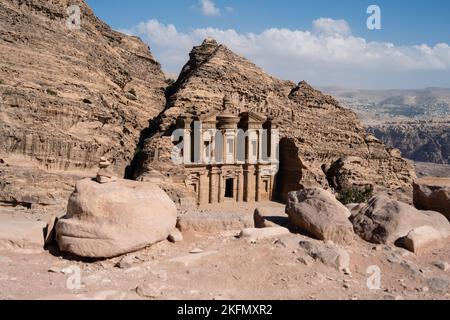 Ad Deir oder das Kloster in Petra, Jordanien, haben auch ad-Dayr und el-Deir geschrieben, ein Monumentalgräber der Nabatäer Stockfoto