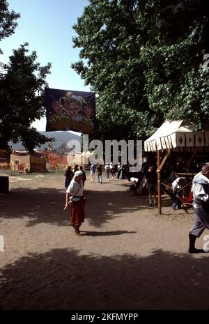 Agoura CA USA 5/1992. Renaissance Pleasure Faire. Renaissance von 14. bis 16. Jahrhunderte. Spiele, Essen, Justing, Ritter, wunderbare Kostüme, Und Volkstheater. Stockfoto