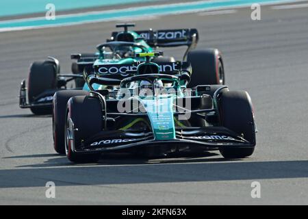 19.. November 2022; Yas Marina Circuit, Yas Island, Abu Dhabi; Sebastian Vettel (GER) Aston Martin AMR22 Aramco-Mercedes, während des Pre-Qualifying-Trainings beim Grand Prix von Abu Dhabi F1 Stockfoto