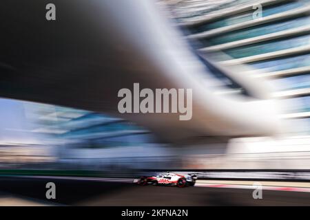 Yas Marina Circuit, ABU DHABI, 19/11/2022, 47 SCHUMACHER Mick (ger), Haas F1 Team VF-22 Ferrari, Aktion während des Formel 1 Etihad Airways Abu Dhabi Grand Prix 2022, 22. Lauf der FIA Formel 1 Weltmeisterschaft 2022 vom 18. Bis 20. November 2022 auf dem Yas Marina Circuit, In Yas Island, Abu Dhabi - Foto Antonin Vincent / DPPI Stockfoto