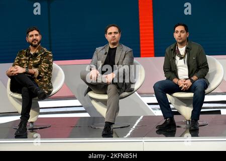 Mailand, Italien. 19.. November 2022. Mailand, TV-Show 'TV Talk' - die Zwillinge von Guidonia Kredit: Unabhängige Fotoagentur/Alamy Live News Stockfoto