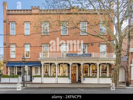 Fassade des American Hotel in Sag Harbor, NY Stockfoto