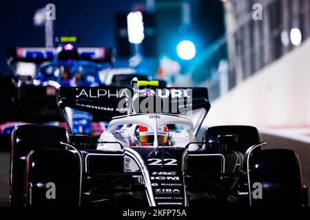 Yas Marina Circuit, ABU DHABI, 19/11/2022, 22 TSUNODA Yuki (jap), Scuderia AlphaTauri AT03, Aktion während des Formel 1 Etihad Airways Abu Dhabi Grand Prix 2022, 22. Lauf der FIA Formel 1 Weltmeisterschaft 2022 vom 18. Bis 20. November 2022 auf dem Yas Marina Circuit, in Yas Island, Abu Dhabi - Foto Antonin Vincent / DPPI Stockfoto