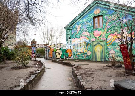 Der Eingang nach Christiania freetown, Kopenhagen, Dänemark. Freetown Christiania- eine absichtliche Gemeinschaft, Kommune und Mikronation in Christianshavn. Stockfoto