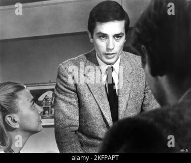 ALAIN DELON IN BRENNT PARIS? 1966 Regie RENE CLEMENT Buch Larry Collins und Dominique Lapierre Drehbuch Gore Vidal und Francis Ford Coppola Musik Maurice Jarre Frankreich-USA Koproduktion Marianne Productions / Transcontinental Films / Paramount Picturs Stockfoto