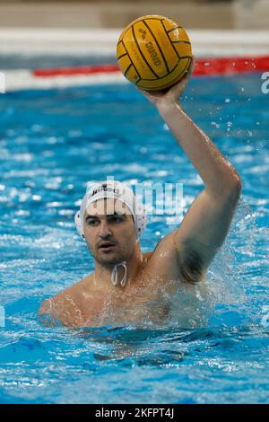 Piscina Scandone, Napoli, Italien, 19. November 2022, Tyler Abramson von CN Posillipo während des Spiels CN Posillipo gegen Iren Genova Quinto - Waterpolo Ital Serie A Stockfoto
