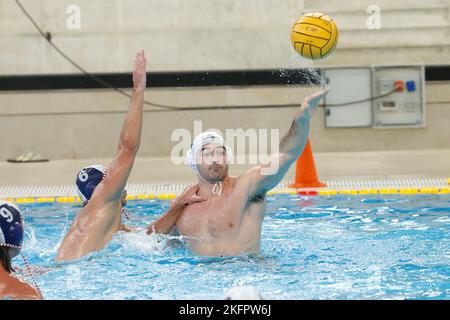 Piscina Scandone, Napoli, Italien, 19. November 2022, Tyler Abramson von CN Posillipo während des Spiels CN Posillipo gegen Iren Genova Quinto - Waterpolo Ital Serie A Stockfoto