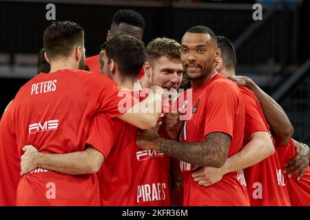 2022/23 FIBA EuroLeague | FC Bayern München gegen Olympiacos Piräus Stockfoto