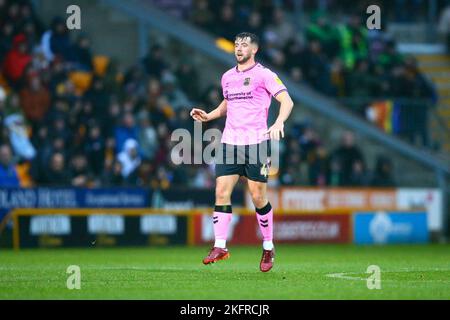 The University of Bradford Stadium, Bradford, England - 19.. November 2022 Jack Sowerby (4) of Northampton Town - während des Spiels Bradford City gegen Northampton Town, Sky Bet League Two, 2022/23, The University of Bradford Stadium, Bradford, England - 19.. November 2022 Credit: Arthur Haigh/WhiteRoseFotos/Alamy Live News Stockfoto