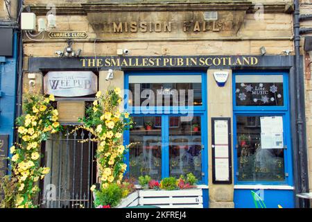 The Wee Pub - der kleinste Pub in Schottland 94-96 Grassmarket, Edinburgh EH1 2JR Stockfoto