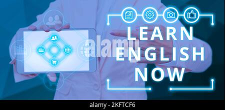 Textunterschrift präsentiert Englisch lernen jetzt. Geschäftsidee Erwerben oder erwerben Sie Kenntnisse und Fertigkeiten der englischen Sprache Stockfoto