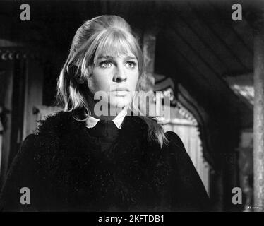 JULIE CHRISTIE in DOKTOR ZHIVAGO (1965), Regie: DAVID LEAN. Kredit: CARLO PONTI/MGM / Album Stockfoto