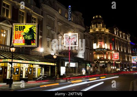 London Theatres Theatreland Shaftsbury Avenue West End London Stockfoto