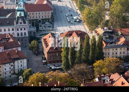 Luftaufnahme über die Innenstadt von Ljubljana, der slowenischen Hauptstadt Stockfoto