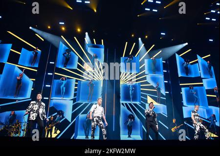 Glasgow, Schottland, 19.. November 2022, Shane Filan, Mark Feehily, Kian Egan und Nicky Byrne von Westlife treten am 19.. November 2022Credit beim OVO Hydro in Glasgow auf: Glasgow Green im Winter Kredit: Glasgow Green im Winter/Alamy Live News Stockfoto