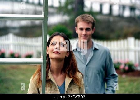 KATIE HOLMES, JAMES VAN DER BEEK, Dawson's Creek - Season 6, 2002 Stockfoto