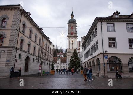 St. Gallen, SCHWEIZ - 07. Dezember 2019: Die Stadt St.Gallen in Weihnachtsstimmung Stockfoto