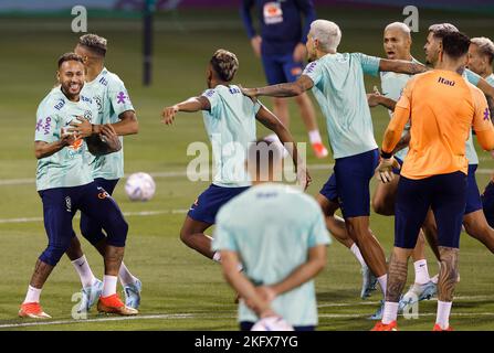 Doha, Catar. 20.. November 2022. Neymar Jr beim Training der brasilianischen Nationalmannschaft für die FIFA Fußball-Weltmeisterschaft Katar 2022 in Doha, Katar. Kredit: Rodolfo Buhrer/La Imagem/FotoArena/Alamy Live Nachrichten Stockfoto