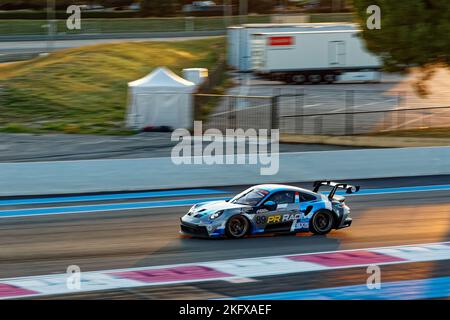 Kennol GT Endurance Ultimate Cup Series Paul Ricard, Le Castellet, FRANKREICH, 11/11/2022 Florent 'MrCrash' B. Stockfoto