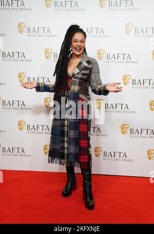 Izuka Hoyle kommt bei den BAFTA Scotland Awards im DoubleTree by Hilton Glasgow Central an. Bilddatum: Sonntag, 20. November 2022. Stockfoto