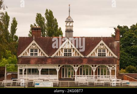 Cricket Club Pavilion (1880) in den University Parks, Oxford, England Stockfoto