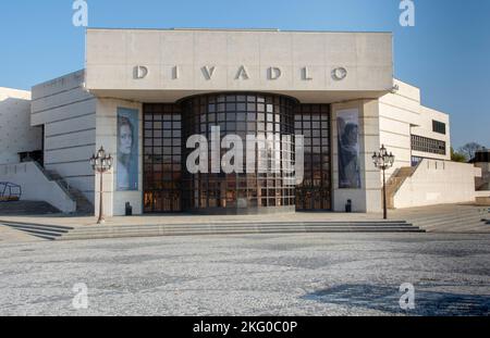 Nitra, Slowakei - 13. November 2022 : Theater Andrej Bagar ( Divadlo Andreja Bagara). Nitra. Slowakei. Stockfoto