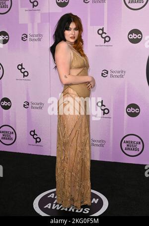 Los Angeles, USA. 20.. November 2022. Gayle bei den American Music Awards 2022 im Microsoft Theater. Bildquelle: Paul Smith/Alamy Live News Stockfoto