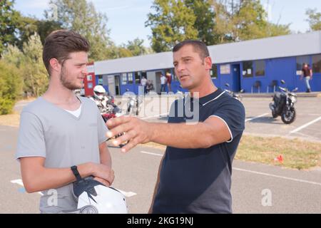 Konzept eines Motorradtests Stockfoto