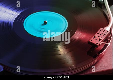 Player aufnehmen, während die Aufnahme abgespielt wird. Draufsicht. Stockfoto