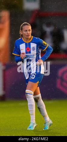 Crawley, Großbritannien. 20.. November 2022. Crawley, England, November 20. 2022: Kayleigh Green (15 Brighton) während des Barclays Womens Super League Fußballspiels zwischen Brighton und Liverpool im Broadfield Stadium in Crawley, England. (James Whitehead/SPP) Quelle: SPP Sport Press Foto. /Alamy Live News Stockfoto