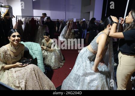 Die National Asian Wedding Show 2022, die in den letzten 18 Jahren in Hammersmith, West London, stattfand, ist die größte Asian Wedding Show in Europa. Stockfoto