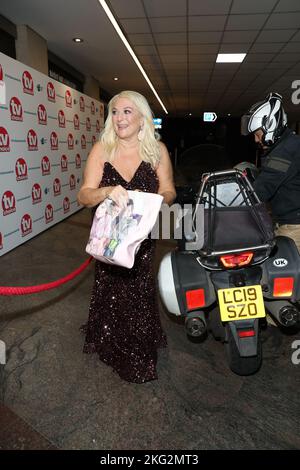 Vanessa Feltz nimmt an den jährlichen TV Choice Awards im Hilton Hotel in London Teil. Stockfoto