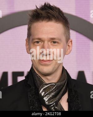 Los Angeles, USA. 20.. November 2022. Tobias Forge of Ghost kommt bei den American Music Awards 2022 an, die am Sonntag, dem 20. November 2022, im Microsoft Theater in Los Angeles, CA, verliehen wurden. (Foto: Sthanlee B. Mirador/Sipa USA) Quelle: SIPA USA/Alamy Live News Stockfoto