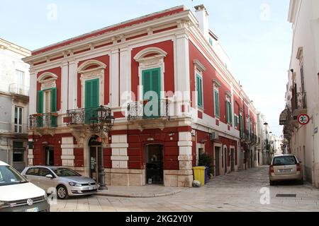 Gebäude im historischen Zentrum von Fasano, Apulien, Italien Stockfoto