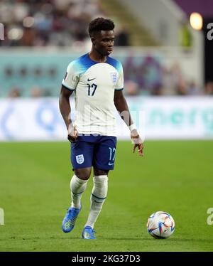 Der englische Bukayo Saka während des Spiels der FIFA-Weltmeisterschaft der Gruppe B im Khalifa International Stadium, Doha. Bilddatum: Montag, 21. November 2022. Stockfoto