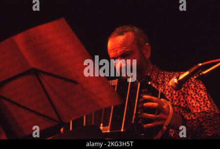 Philippe Gras / Le Pictorium - Astor Piazzolla - 11/11/2022 - Frankreich / Ile-de-France (Region) / Paris - Astor Piazzolla Konzert, Paris, 1975 Stockfoto