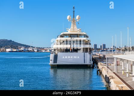 Arbema Superyacht im Hafen von Toulon, Frankreich, 2022. November Stockfoto