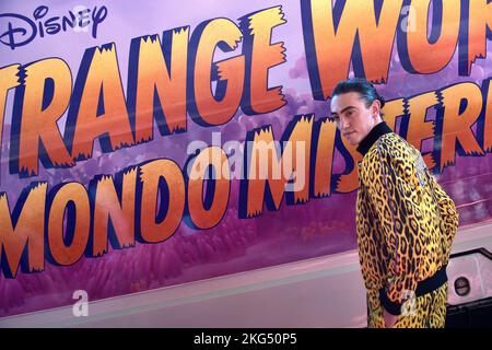 Rom, Italien. 21.. November 2022. Michele Bravi nimmt am 21. November 2022 in Rom, Italien, an der Fotozelle für „Strange World - UN Mondo Misterioso“ Teil. Kredit: dpa/Alamy Live Nachrichten Stockfoto