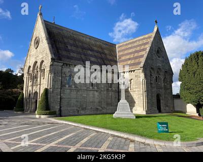 Dublin, Irland. 5. Oktober 2022. 20221005 -die Kapelle aus dem 19. Jahrhundert auf dem Friedhof von Glasnevin in Dublin, Irland, bietet sowohl Beerdigung als auch Feuerbestattung an. (Bild: © Chuck Myers/ZUMA Press Wire) Stockfoto