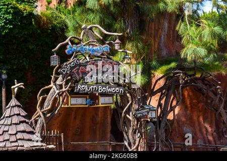 Schild Splash Mountain Fastpass Stockfoto
