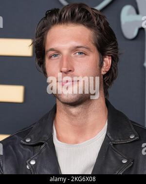 Los Angeles, USA. 21.. November 2022. ZAK Steiner kommt zur George & TAMMY Premiere von Showtime, die am Montag, 21. November 2022, in den Goya Studios in Los Angeles, CA, stattfand. (Foto: Sthanlee B. Mirador/Sipa USA) Quelle: SIPA USA/Alamy Live News Stockfoto