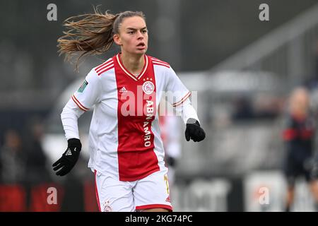 AMSTERDAM - Romee Leuchter von Ajax Women während des niederländischen Eredivisie-Frauenspiels zwischen Ajax und PSV im Sportkomplex De Toekomst am 20. November 2022 in Amsterdam, Niederlande. AP | Dutch Höhe | Gerrit van Cologne Stockfoto