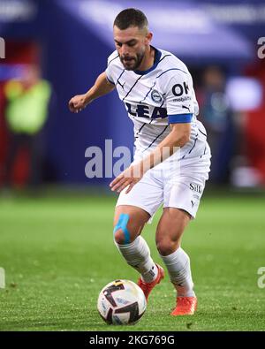 Luis Rioja von Deportivo Alaves während der LaLiga Smartbank im Anduva Stadium am 20. November 2022 in Eibar, Spanien. Stockfoto