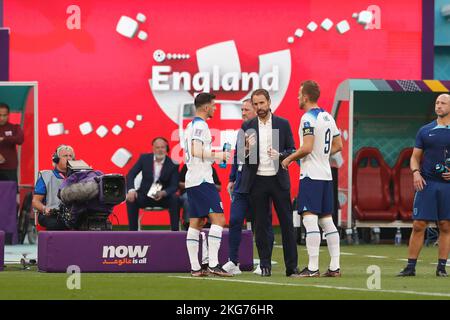 (L-R) Mason Mount, Gareth Southgate, Harry Kane (eng), 21. NOVEMBER 2022 - Fußball / Fußball : FIFA World Cup Qatar 2022 Gruppenspiel der Gruppe B zwischen England 6-2 Iran im Khalifa International Stadium in Al Rayyan, Katar. (Foto von Mutsu Kawamori/AFLO) Stockfoto